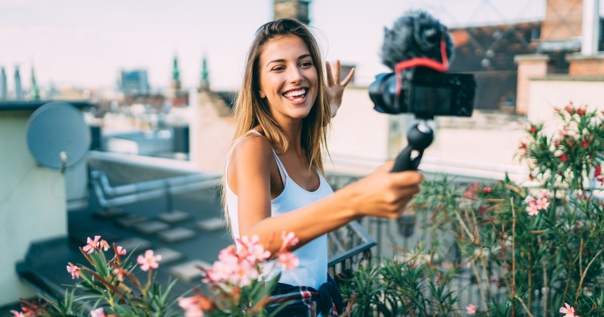 What is a Celebrity Influencer?